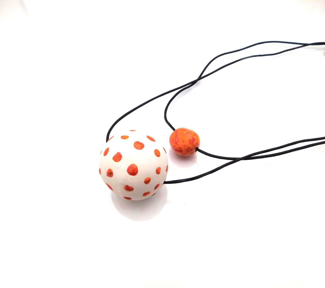 " Narancs és pettyes " kerámia ékszer