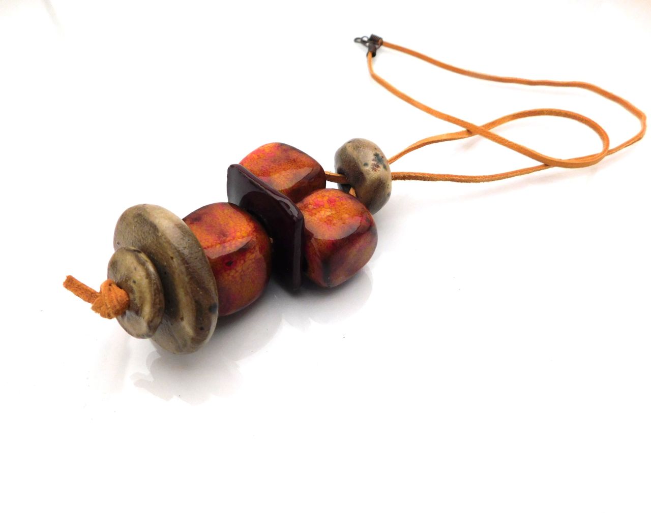 " Föld formák " kerámia ékszer