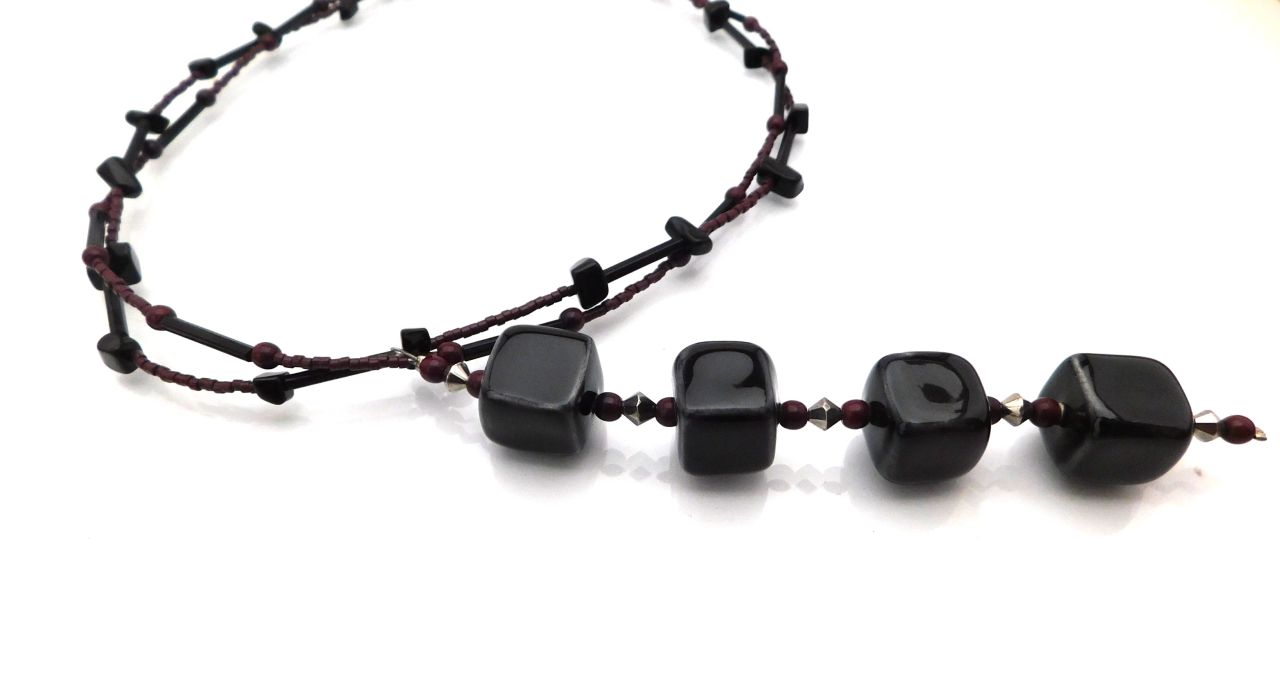 " Modern kockák " kerámia nyakék